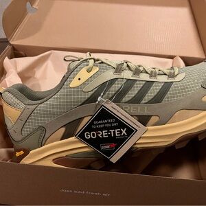 NWT Merrell Men's Moad Speed 2 Gore-Tex Olive Green  and Tan Size 12